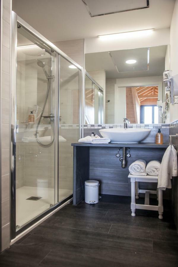 Congosto The Rock Suites & Spa מראה חיצוני תמונה